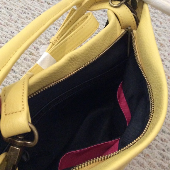 🆕 The Sak pebbled leather yellow crossbody bag - Picture 8 of 8